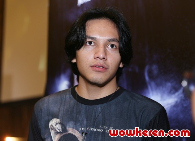 Gambar Foto Jefri Nichol di Konferensi Pers Film 'Jailangkung'