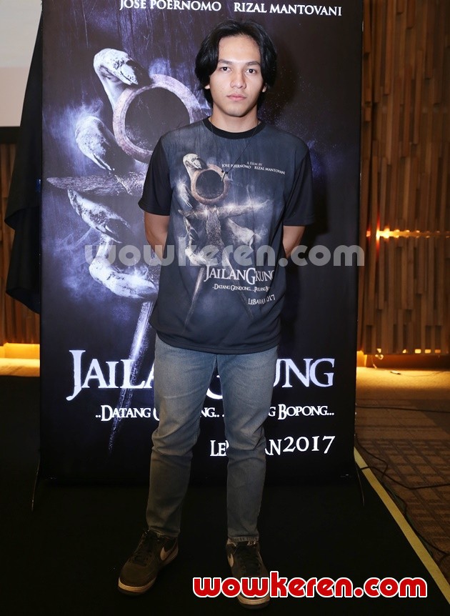 Gambar Foto Jefri Nichol di Konferensi Pers Film 'Jailangkung'