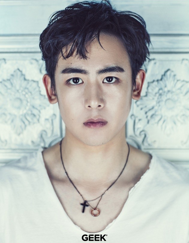 Gambar Foto Nichkhun 2PM di Majalah Geek Edisi Juli 2016