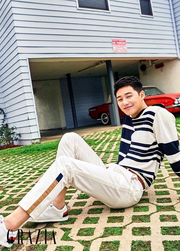 Gambar Foto Park Seo Joon di Majalah Grazia Edisi April 2017