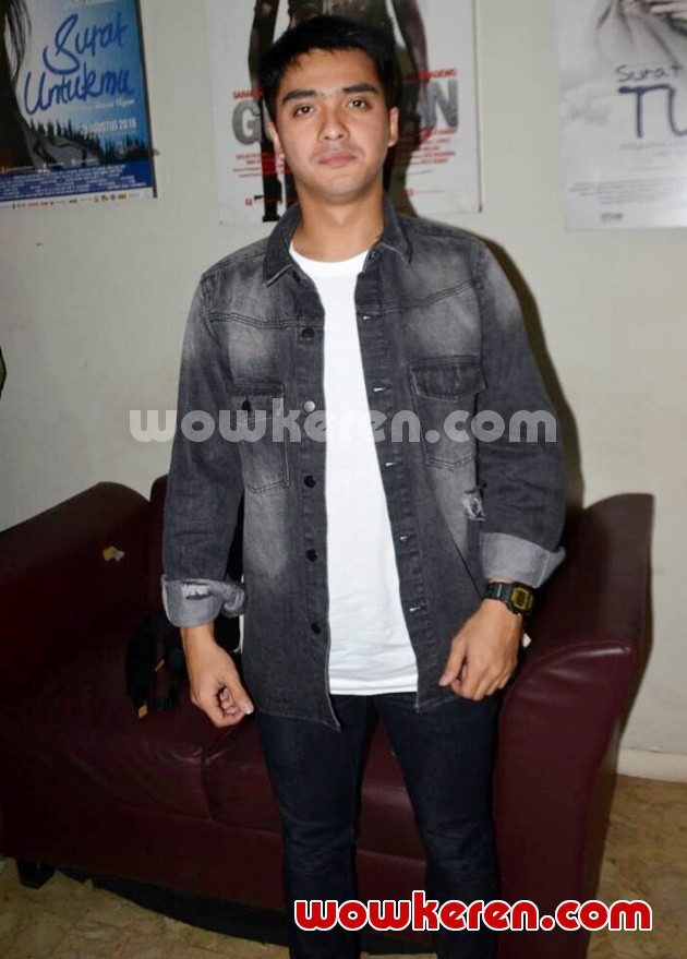 Gambar Foto Ricky Harun Hadiri Konferensi Pers Film 'Ngawur'