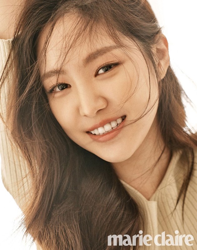 Gambar Foto Na Eun A Pink di Majalah Marie Claire Edisi Juni 2017