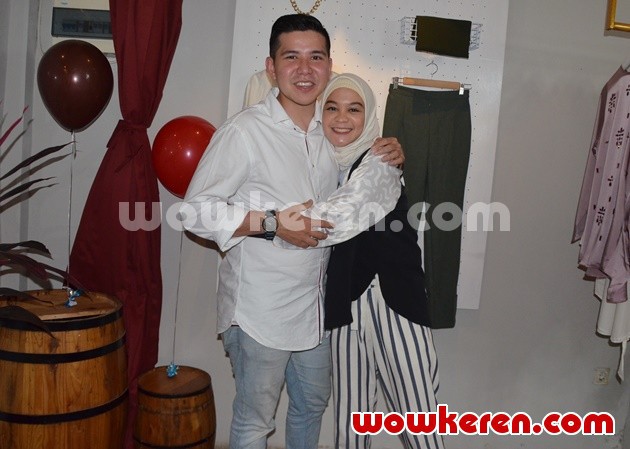 Gambar Foto Haykal Kamil dan Tantri Namirah di Launching Produk Ramadan Meccanism