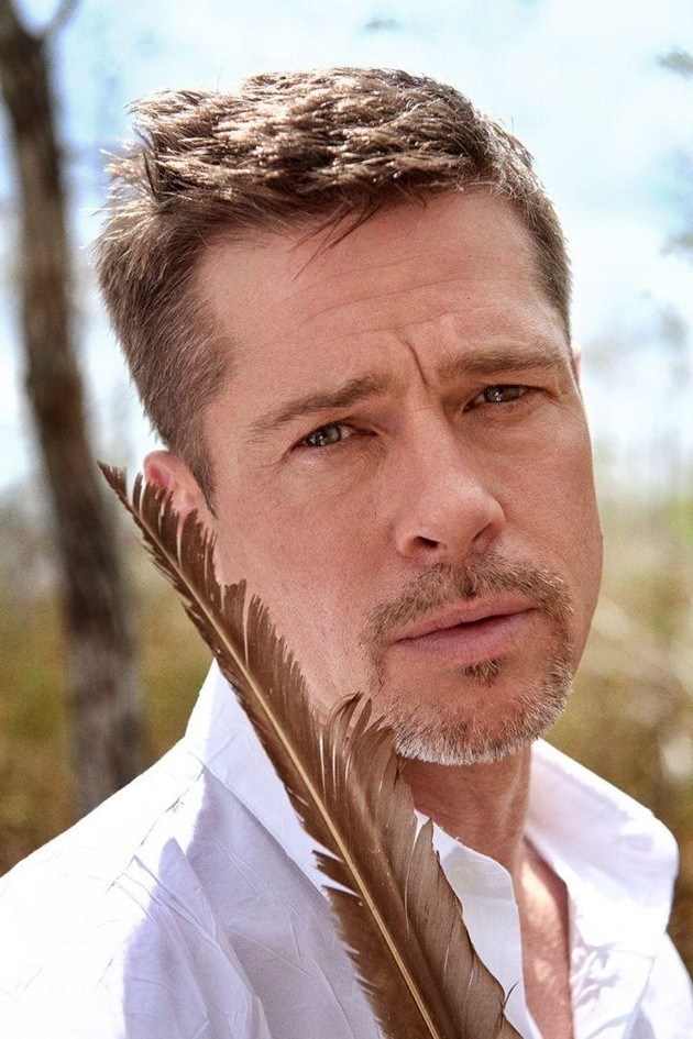 Gambar Foto Brad Pitt di Majalah GQ Style Edisi Summer 2017