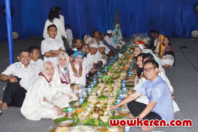 Gambar Foto Acara Buka Puasa Bersama Eko Patrio