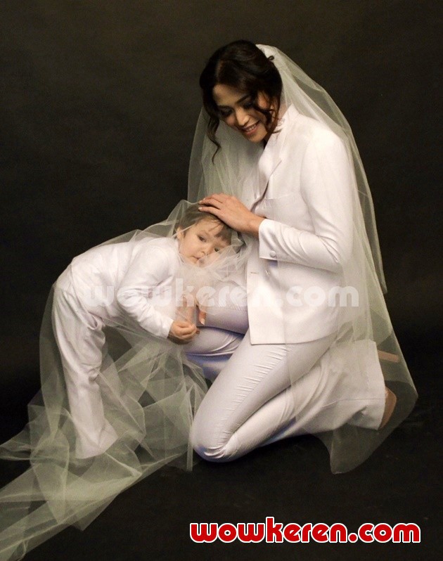Gambar Foto El Barack Alexander dan Jessica Iskandar Lakukan Sesi Foto 'Bride Story'