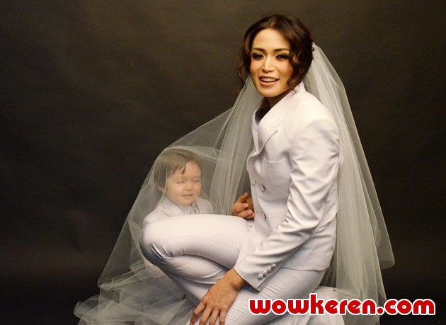 Gambar Foto El Barack Alexander dan Jessica Iskandar Lakukan Sesi Foto 'Bride Story'