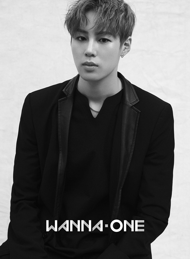 Gambar Foto Ha Sung Woon di Foto Profil Official Wanna One