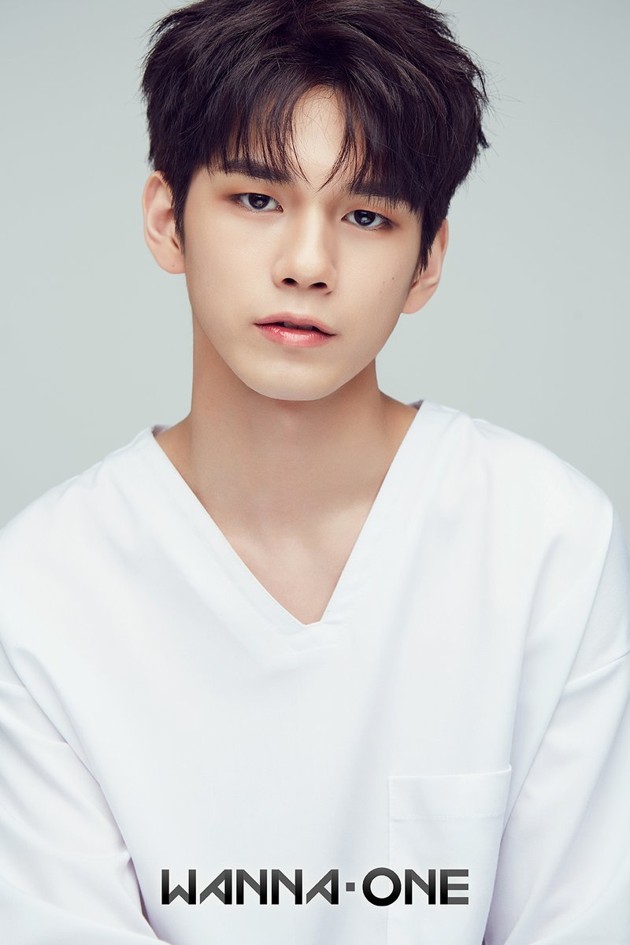 Gambar Foto Ong Sung Woo di Foto Profil Official Wanna One