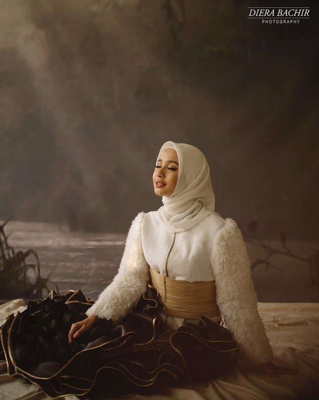 Gambar Foto 'Satu Tujuan' mengajak masyarakat Indonesia bersatu. Laudya Cynthia Bella ikut mendukung lewat potret ini.