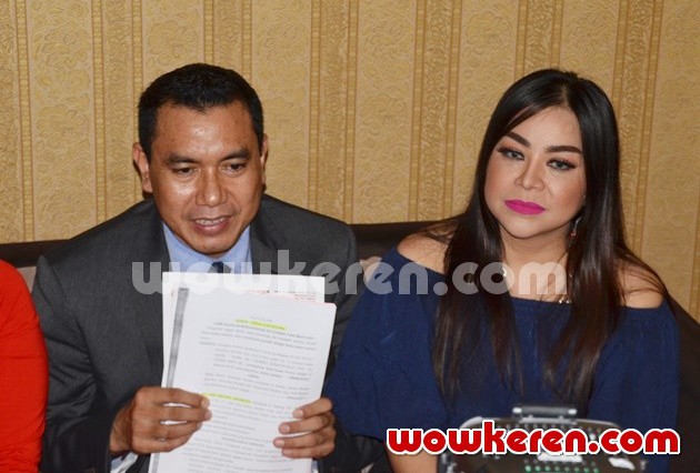 Gambar Foto Annisa Bahar Didampingi Kuasa Hukum Arifin Harahap