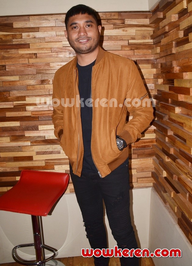 Gambar Foto Rayen Pono Siapkan Lagu 'Hidup Untukmu'