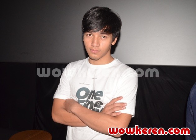 Gambar Foto Jefri Nichol di Peluncuran Trailer Film 'One Fine Day'