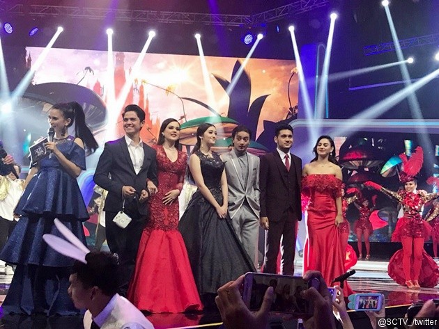 Gambar Foto Meski bersaing, Audi Marissa cs tetap kompak di ajang SCTV Awards 2017.