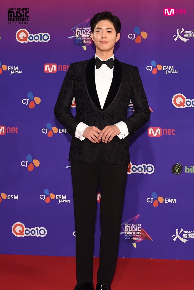 Park Bo Gum: Berita, Foto, Video, Lirik Lagu, Profil & Bio | Halaman