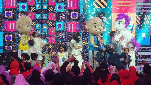 Gambar Foto Penutupan ajang Mom & Kids Awards 2017 yang telah berlangsung meriah.