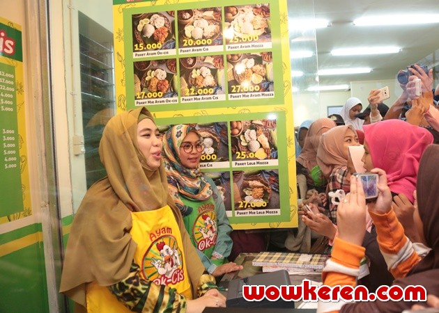 Gambar Foto Oki Setiana Dewi dan Ria Ricis Rambah Bisnis Kuliner