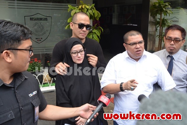 Gambar Foto Lyra Virna dan Fadlan Muhammad Ditemui di Polda Metro Jaya