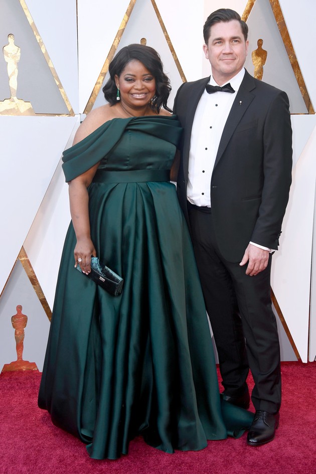 Gambar Foto Octavia Spencer dan Tate Taylor di Red Carpet Oscar 2018