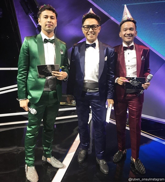 Gambar Foto Raffi Ahmad, Eko Patrio, dan Ruben Onsu tentu menambah kemeriahan acara HUT ANTV.