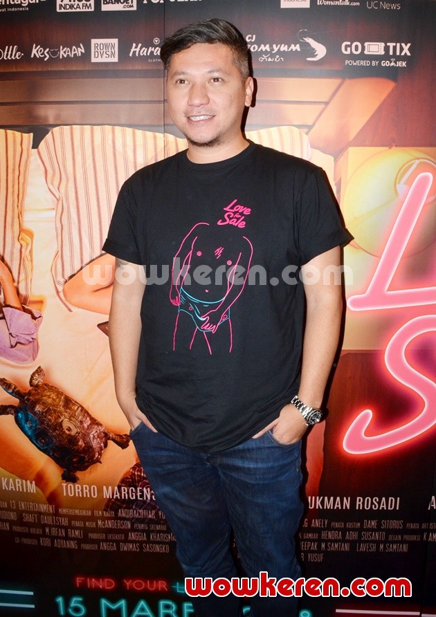 Gambar Foto Gading Marten Hadiri Konferensi Pers Film 'Love for Sale'