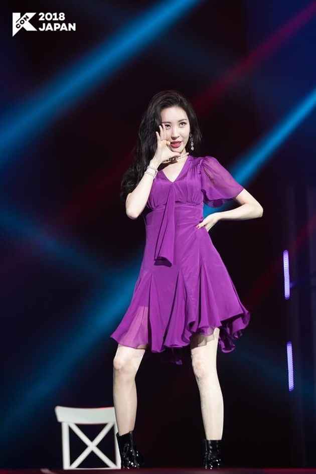 Gambar Foto Sunmi Tampil di KCON Jepang 2018