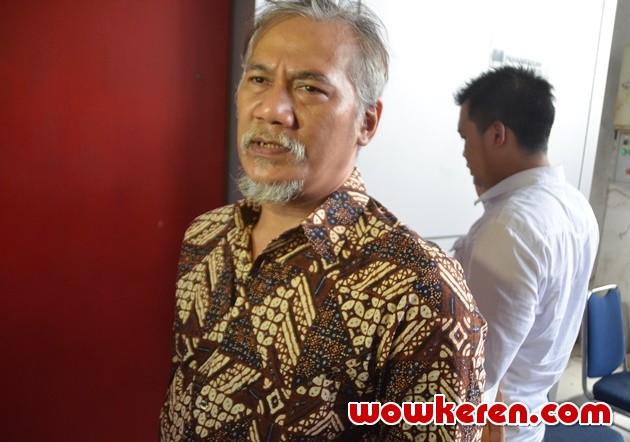 Gambar Foto Tio Pakusadewo Tiba di Kejaksaan Negeri Jakarta Selatan