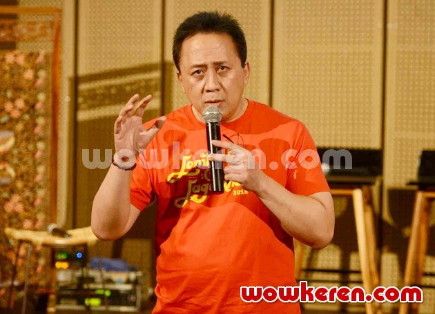 Gambar Foto Triawan Munaf di Konferensi Pers Lomba Cipta Lagu Anak