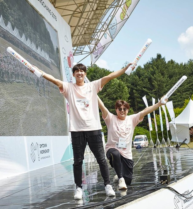 Gambar Foto Aksi Jungmo TRAX dan Shindong Super Junior di SMTOWN Workshop Pyeongchang 2018.