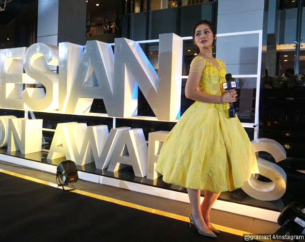Gambar Foto Pose Gracia Indri di Red Carpet ITA 2018