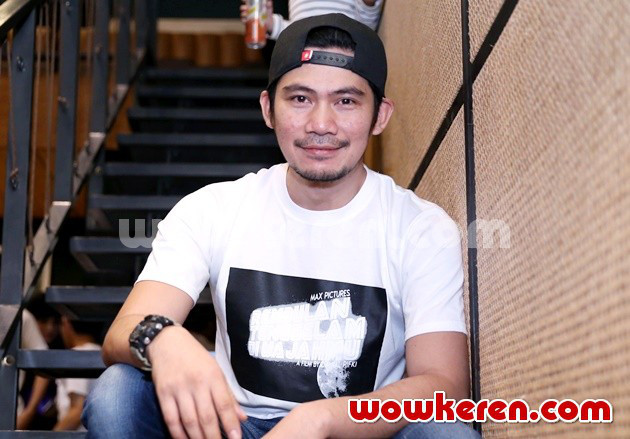 Gambar Foto Donny Alamsyah di Syukuran Film 'Rembulan Di Matamu'