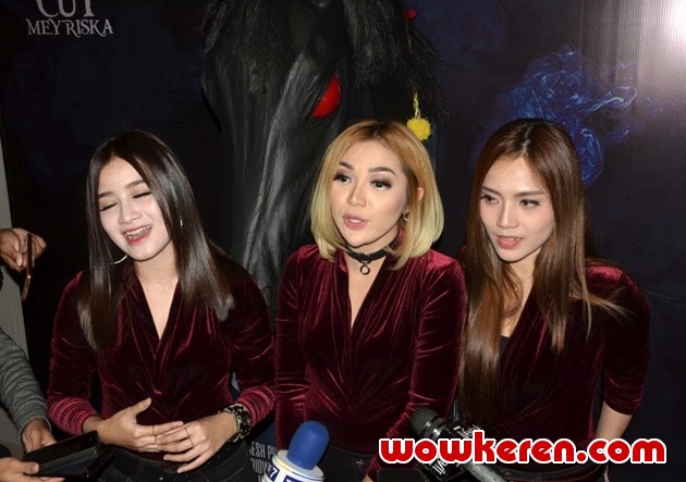 Gambar Foto Trio Macan Hadiri Premier Film 'Jaran Goyang'