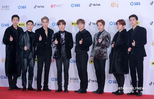 Foto EXO di Red Carpet SBS Gayo Daejun 2018