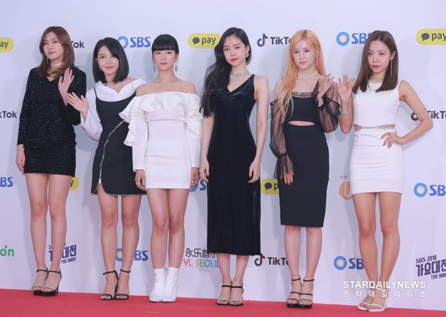 Foto A Pink di Red Carpet SBS Gayo Daejun 2018