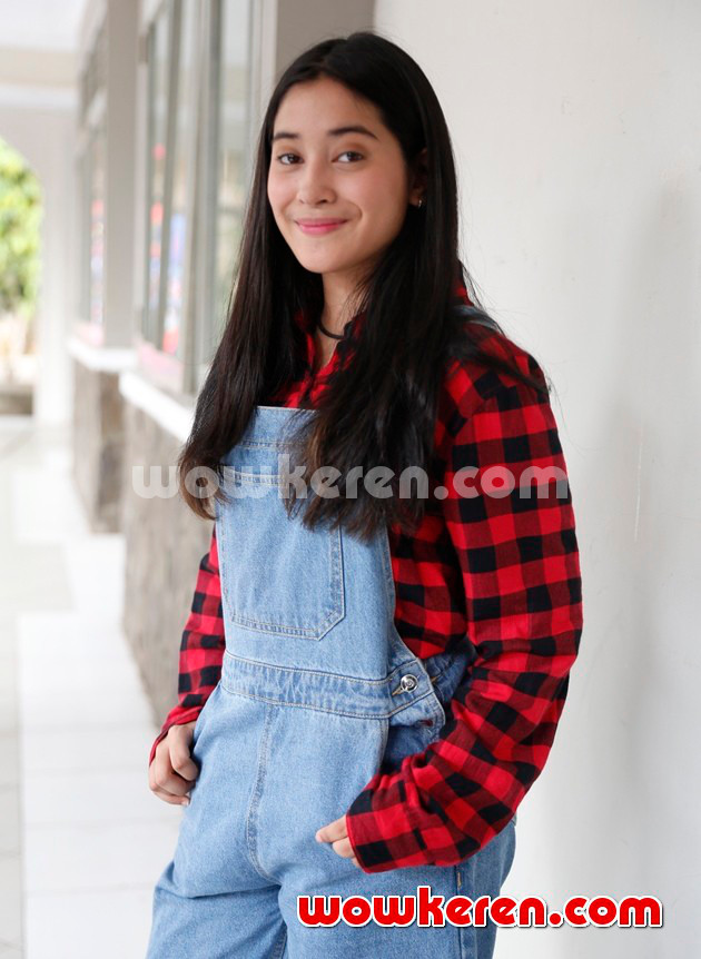 Gambar Foto Geccha Tavvara Ditemui di Lokasi Syuting Sinetron 'Pengantin Dini'