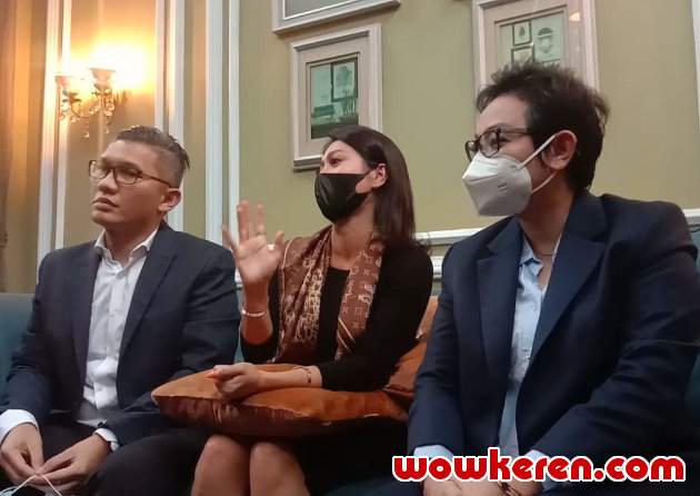Gambar Foto Vicky Zainal ditemui di bilangan Fatmawati