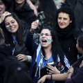 Seorang pendukung Uruguay berteriak histeris setelah timnya menjuarai Copa America 2011