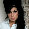 Amy Winehouse untuk promosi 'Back to Black'