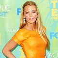 Blake Lively di Red Carpet Teen Choice Awards 2011