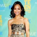 Zoe Saldana di Red Carpet Teen Choice Awards 2011