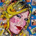 Potret Tori Spelling dari bahan klipping 90210 dan perlengkapan sekolah