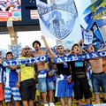 Suporter Porto beri dukungan