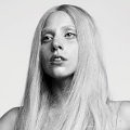 "Aku bekerja 16 hingga 20 jam sehari," tutur Lady GaGa