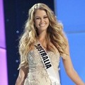 Miss Australia Scherri-Lee Biggs di ajang Miss Universe 2011
