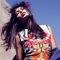 "Aku tak merasa perbedaan usia jadi masalah. Dev Patel lebih dewasa dari aku," kata Freida Pinto