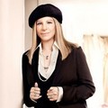 "Aku terkadang merasa dianggap sebagai ancaman," kata Barbra Streisand soal kiprahnya di Hollywood