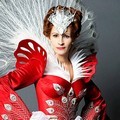 Julia Roberts berperan sebagai Ratu Jahat di 'Snow White'
