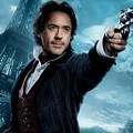 Robert Downey Jr. berperan sebagai detektif pintar Sherlock Holmes