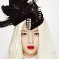 Yoobin berpose untuk Majalah W Korea edisi September 2011