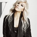 Sunye berpose untuk Majalah W Korea edisi September 2011